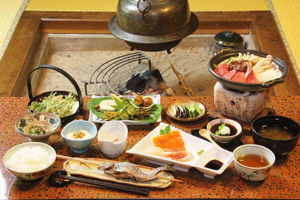 Jinkuro Hotel Takayama  Esterno foto