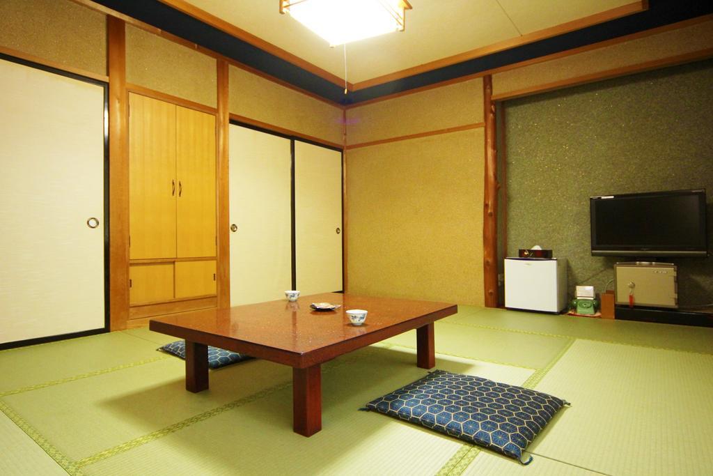 Jinkuro Hotel Takayama  Esterno foto